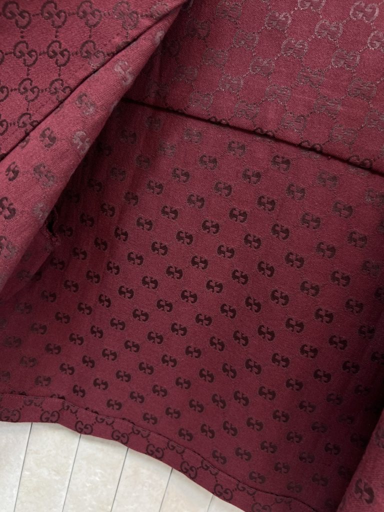 Gucci | 270 Guc家 25早秋新款 シャツ レッド GG提花 翻領 短袖 ショート丈 | サイズS M L XL - 画像 6