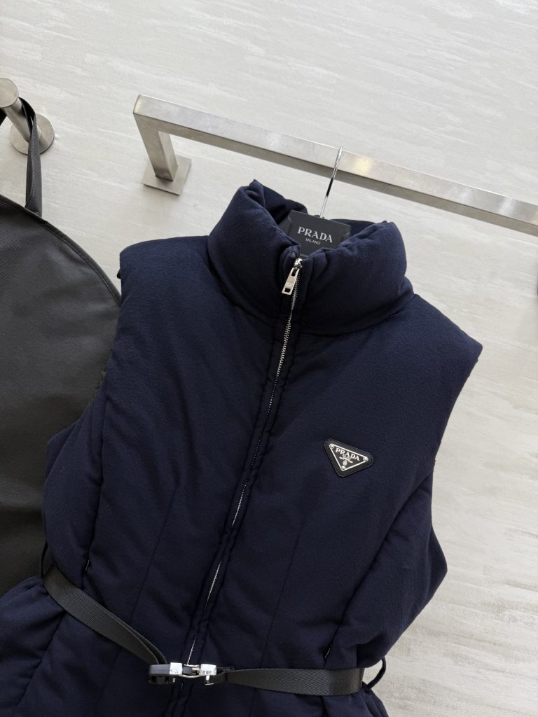 PRADA 590 Prad2 ファーレンズ ベスト ブルゾン ブラック 90%ホワイトグースダウン ブルゾン 51 - 画像 3