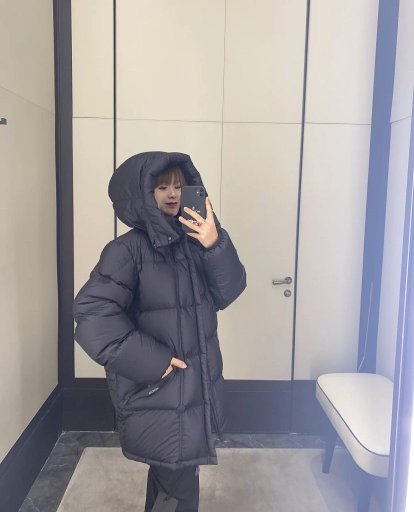 上身效果｜Moncler ? 系列Loff Jacket中 光 面羽 外套.中 ?武士.男女上身都好看 - 画像 6