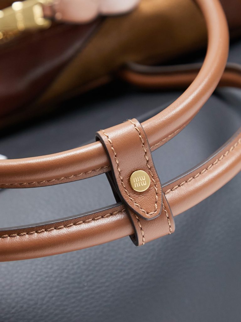 Miu Miu レザー バッグ パッチワーク ブラウン - 画像 7