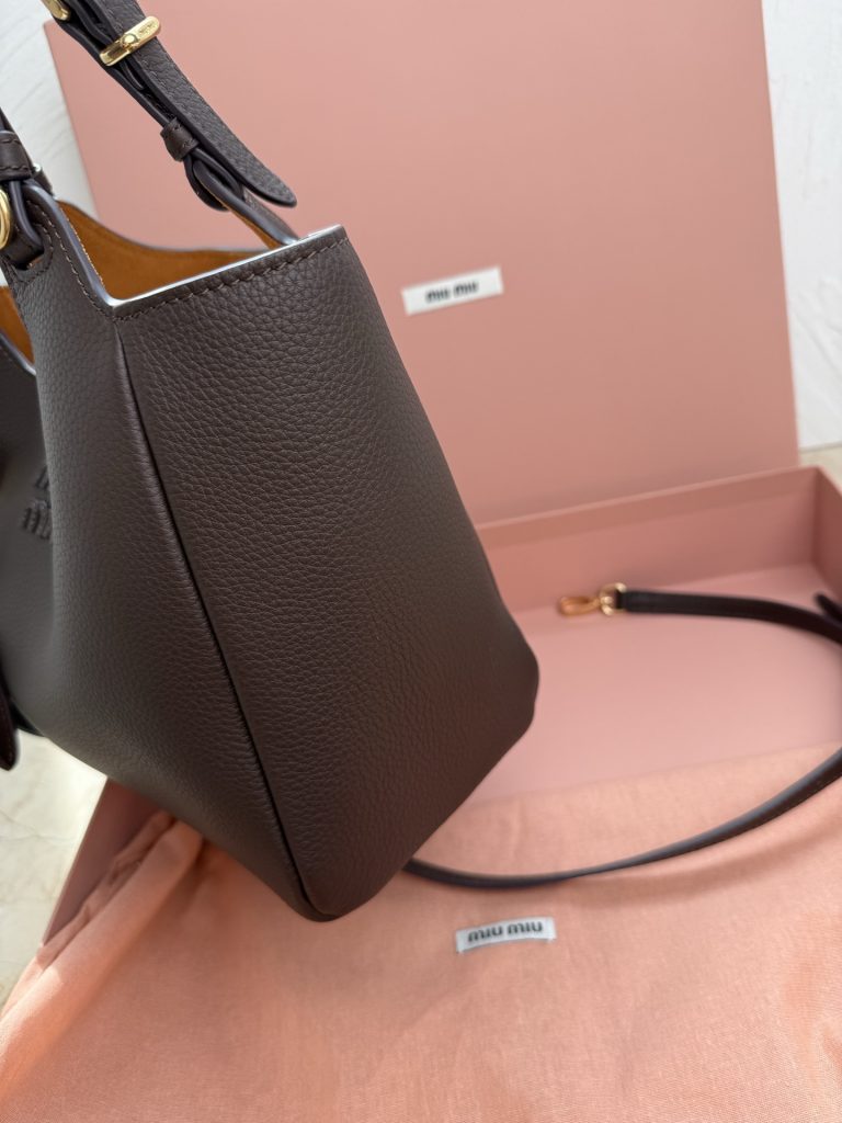Miu Miu ハンドバッグ ロック付き ブラック - 画像 3