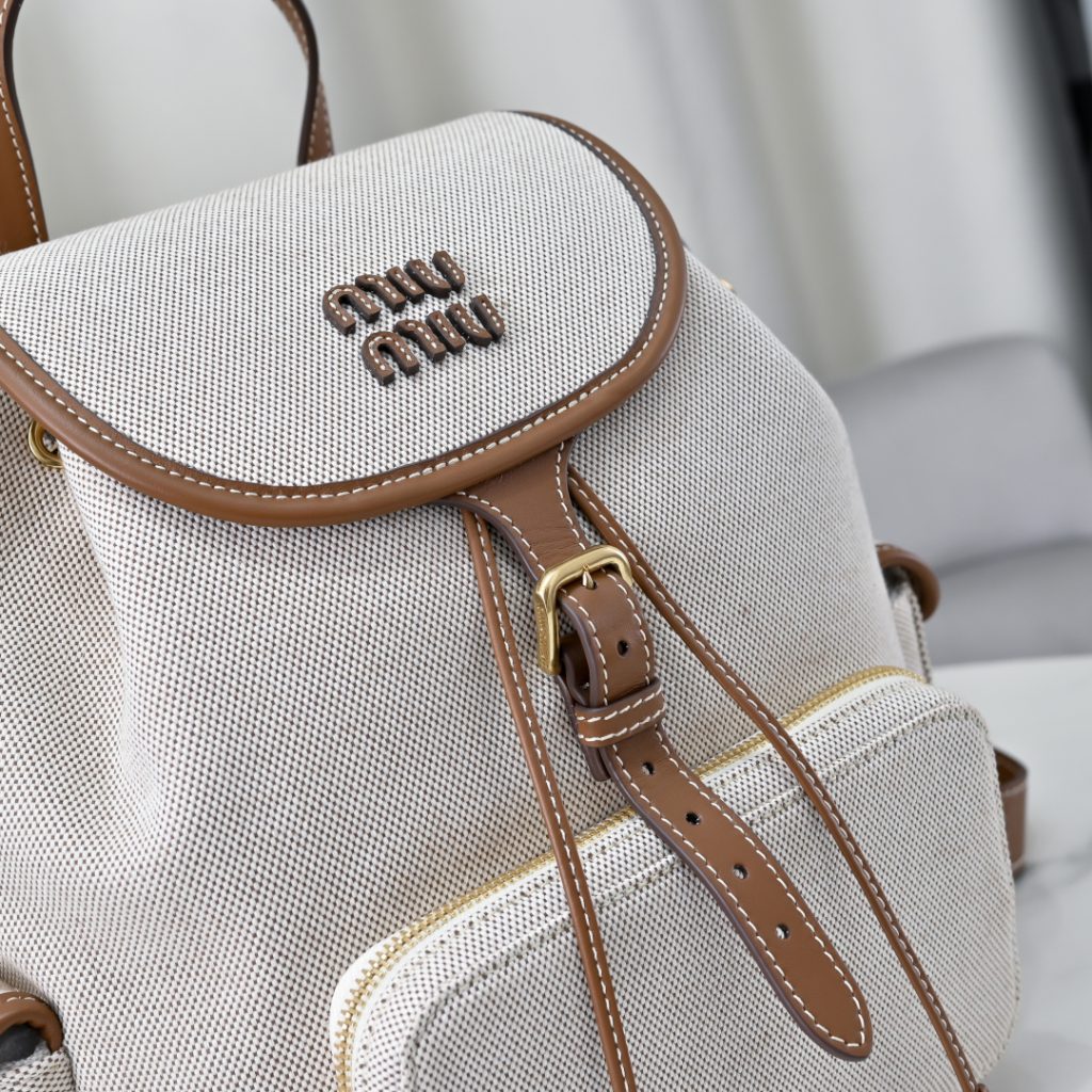 MIU MIU リュック トートバッグ 軽量 ベージュ - 画像 5