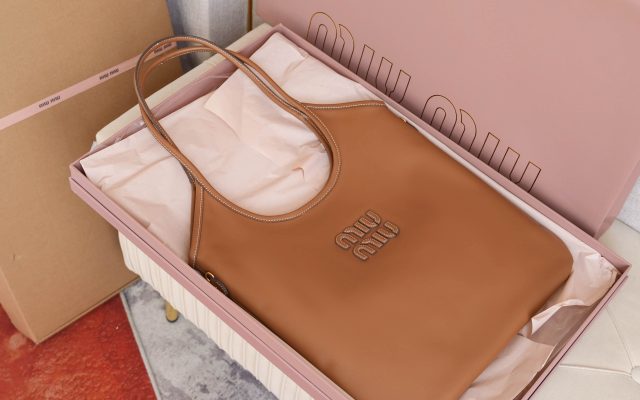 ブランドアイテムのバッグを毎日に使うなら確認したいこと