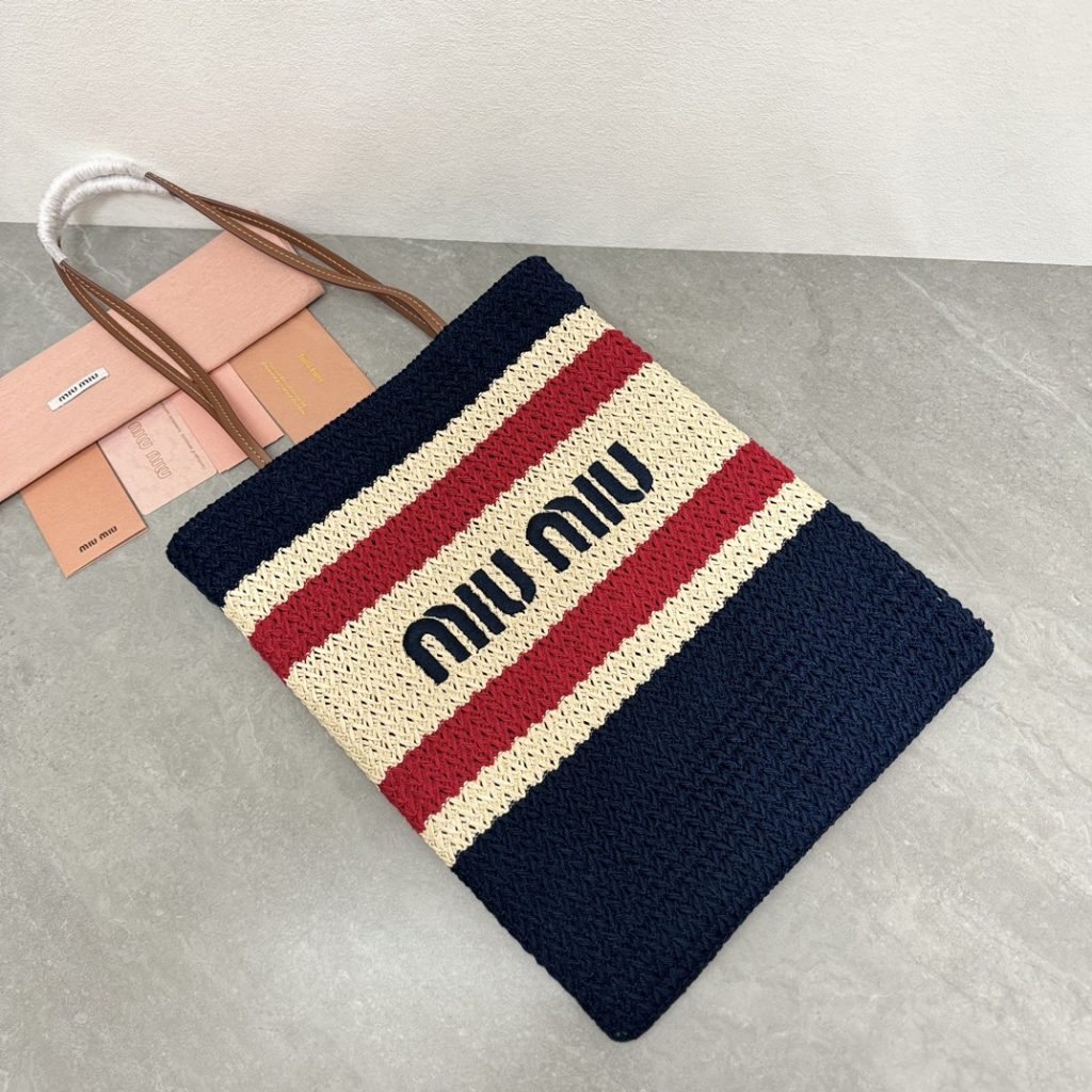 MIU MIU ミュウミュウ ファッショントートバッグ リネン風編み込み ブラック/レッド/ベージュ - 画像 5