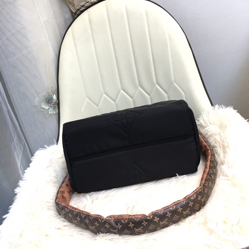 冬に可愛い/男女OK✩　LOUIS VUITTON　ルイヴィトン　バッグ　スピーディ　バンドリエール25/30　　2wayハンドバッグ　Speedy Bandoulière　4色 - 画像 6