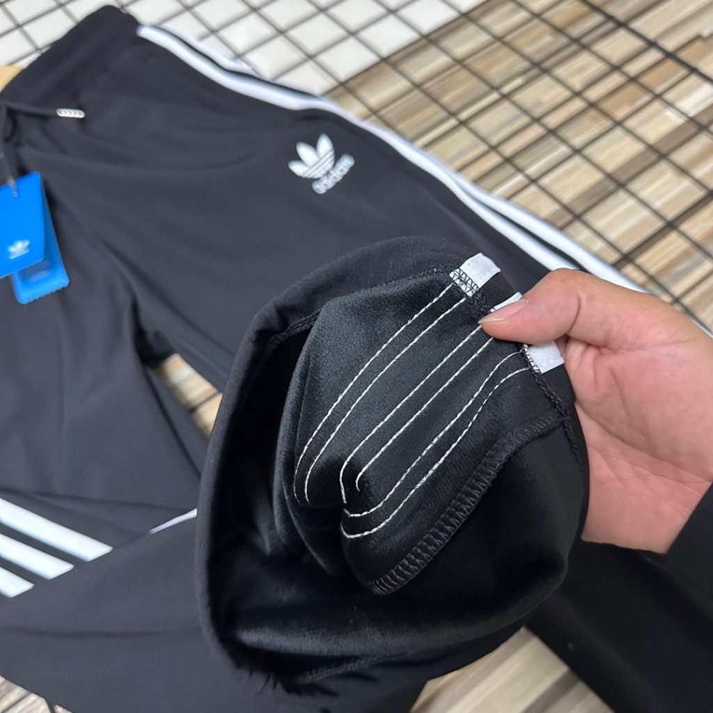 adidas トレーナーパンツ ウエストドローコード ワイドシルエット ブラック|ブラック ファブリック - 画像 8