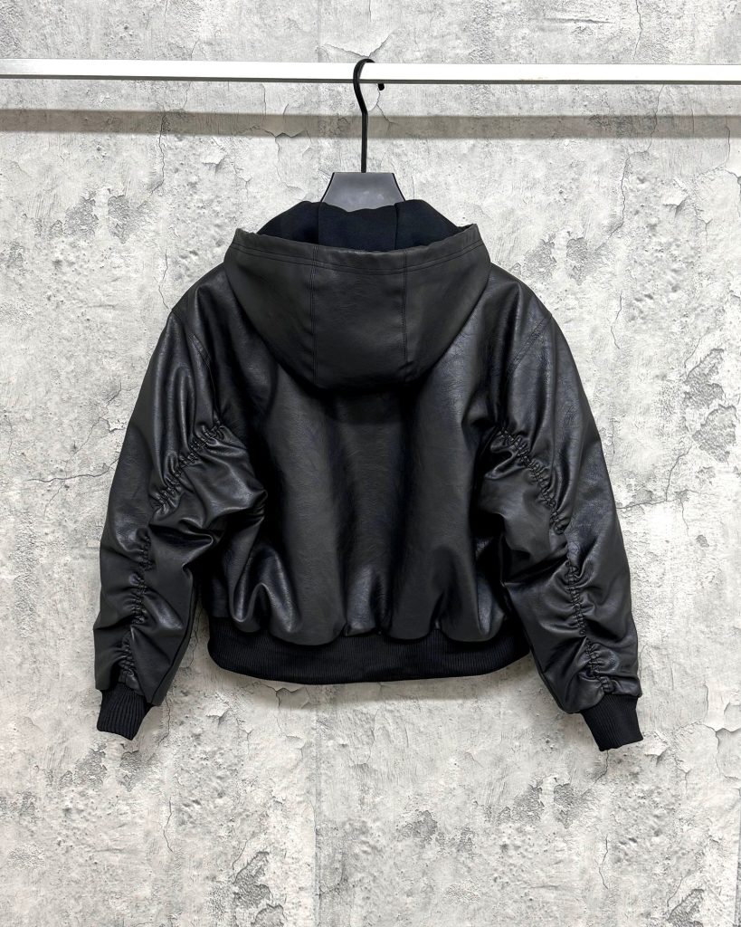 adidas バンブーパーカー フード付き 3本線デザイン 上質レザー風素材 ブラック - 画像 3