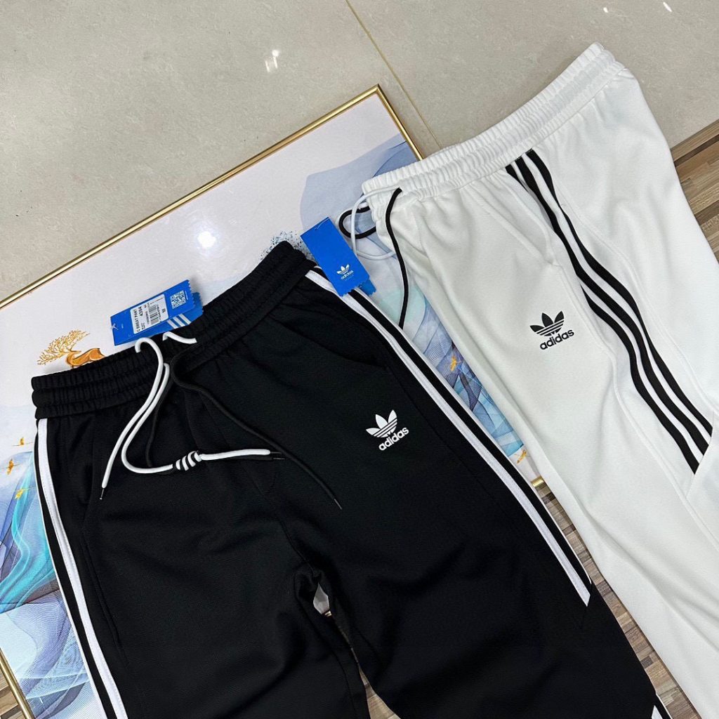 adidas スウェットパンツ サイドライン 3本線 ロゴ入り 通勤カジュアル ブラックホワイト展開 - 画像 3
