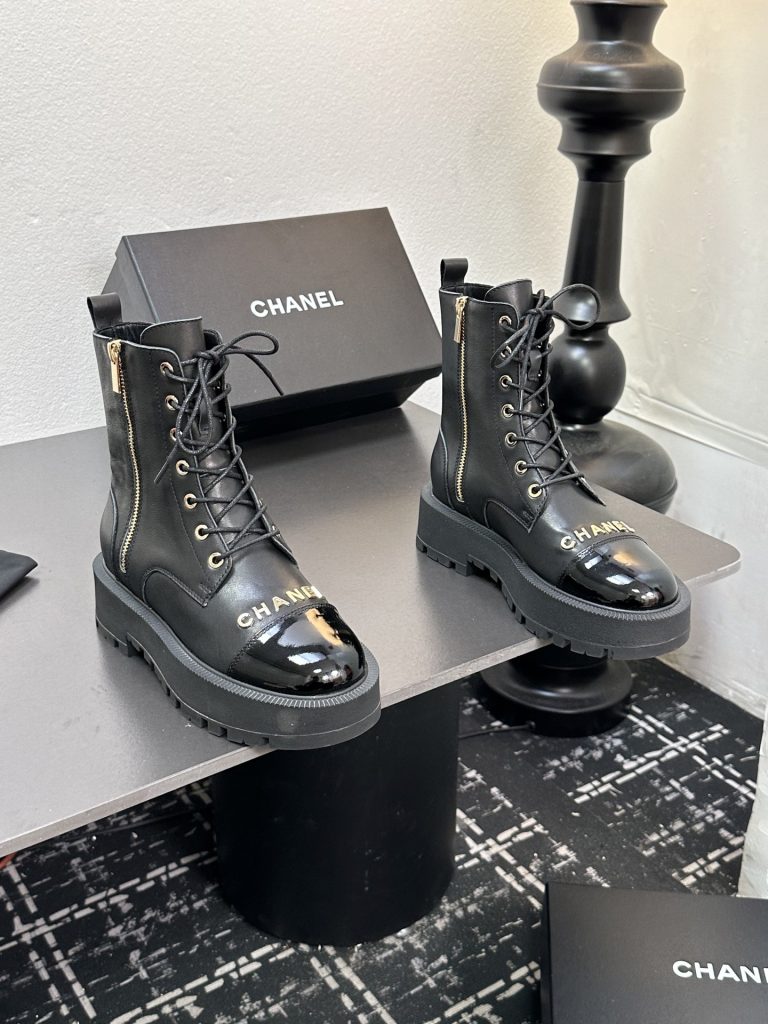 CHANEL チャンエル 本革 ブーツ レディース メンズ 兼用 通勤 通学 2WAY 黒 - 画像 2