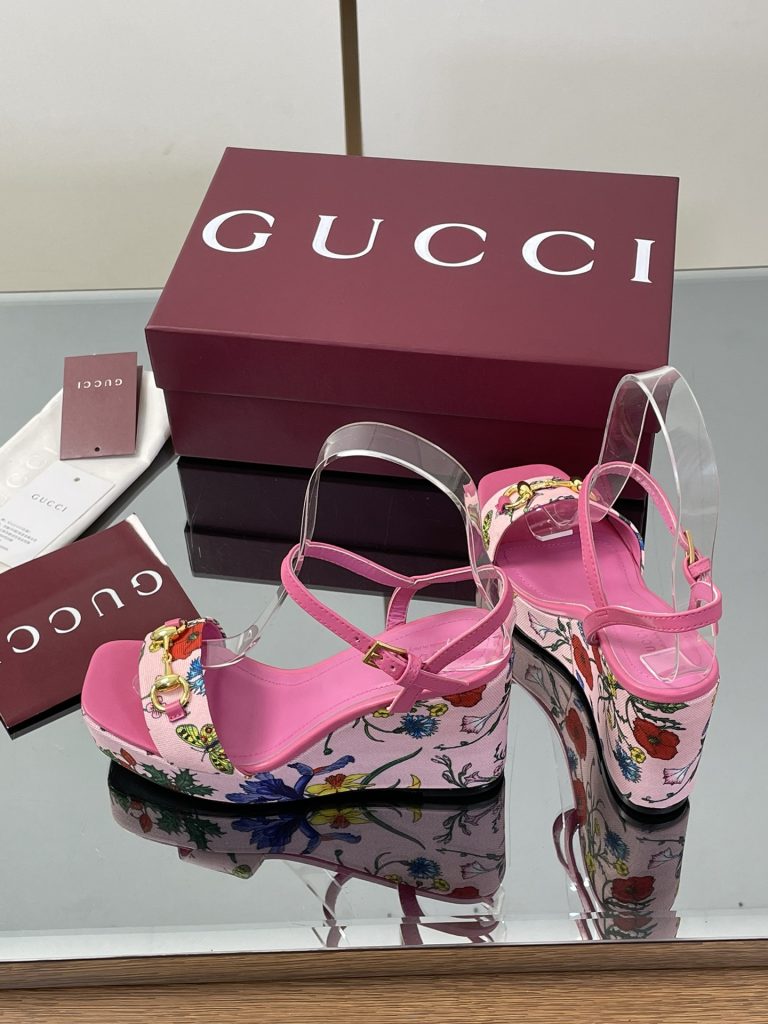 GUCCI グッチ フラットシューズ 北欧風 シルク ピンク - 画像 6