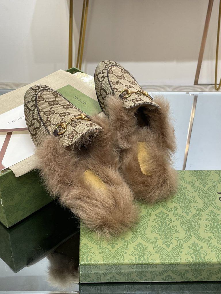 GUCCI グッチ フラットシューズ 本革 靴下履き ブラック - 画像 5