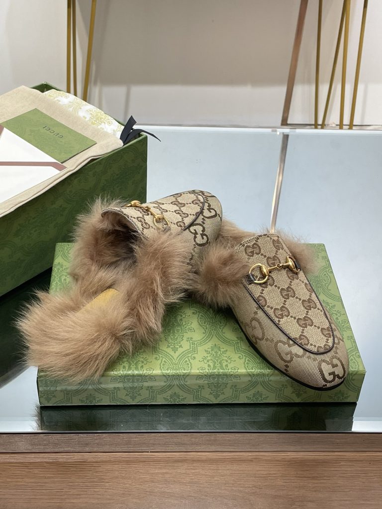 GUCCI グッチ フラットシューズ 本革 靴下履き ブラック - 画像 7