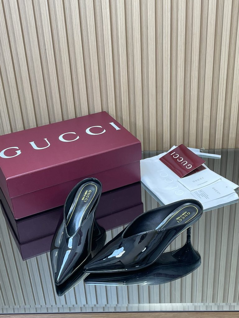 GUCCI グッチ ミュール フラットシューズ 本革 ブラック - 画像 3