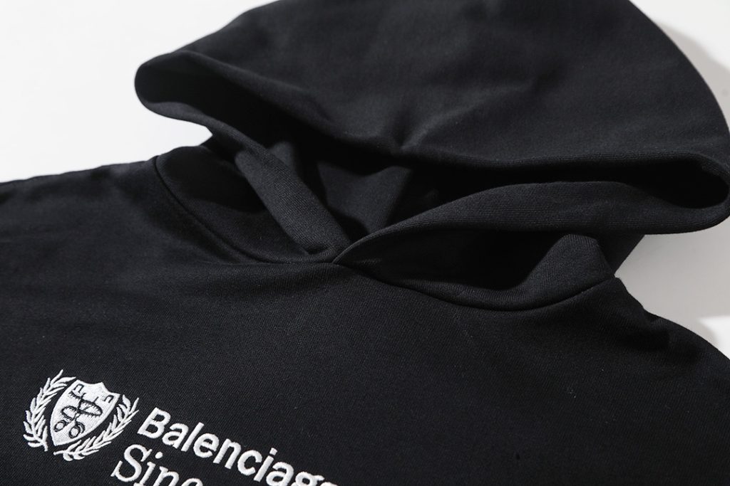 BALENCIAGA バレンシアガ フード付きスウェットシャツ ブラック - 画像 3