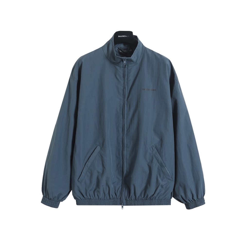 ブランドアイテムの服装を毎日に使うなら確認したいこと