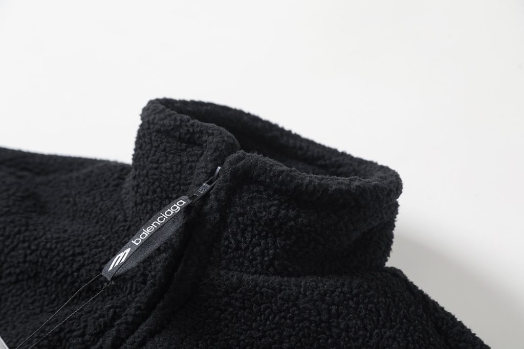 BALENCIAGA バレンシアガ ファージーファー ブラック - 画像 4