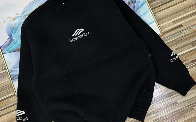 BALENCIAGA バレンシアガ ニットセーター ブラック