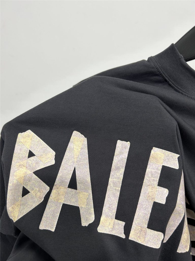 BALENCIAGA バレンシアガ ロゴTシャツ 本革 リブ加工 ブラック - 画像 2