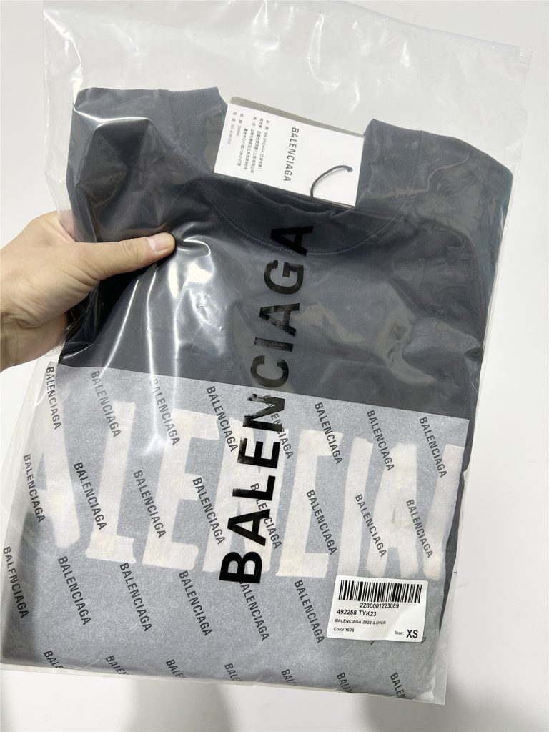 BALENCIAGA バレンシアガ ロゴTシャツ 本革 リブ加工 ブラック - 画像 6
