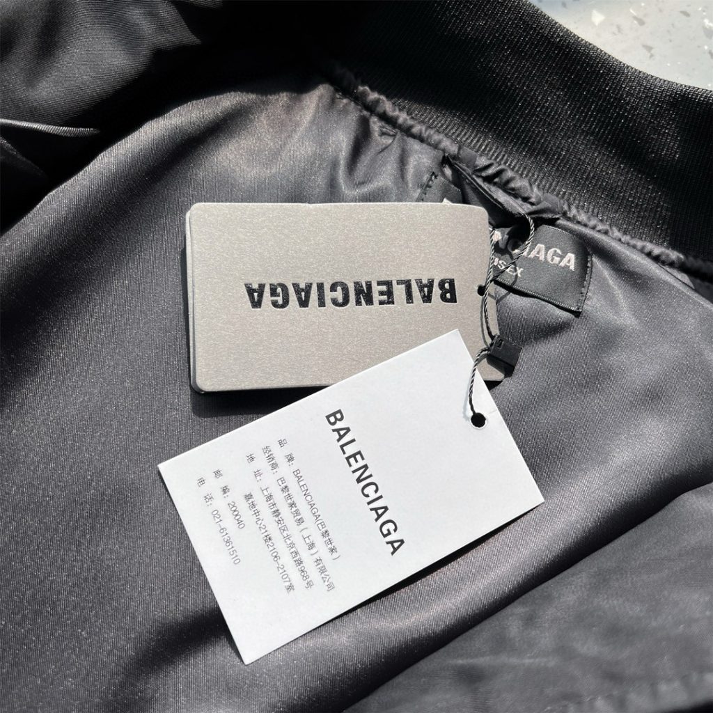 BALENCIAGA バレンシアガ バーバリー風 パーカー ブラック - 画像 5