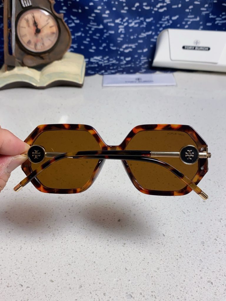 TORY BURCH トーリーバーチ サングラス フレーム:六角形 アンダーアーチ メンズ レディース 無地 ブラック ブラウン レッド ホワイト ブラック 6色展開 - 画像 8