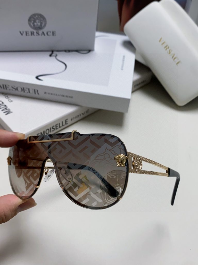 VERSACE ヴェルサセ メガネ型サングラス 2024年新作 フレームにロゴとメデューサの頭像 メンズ レディース 男女兼用 サングラス 黒色 真茶色 水銀 ブラウン 31404 - 画像 7