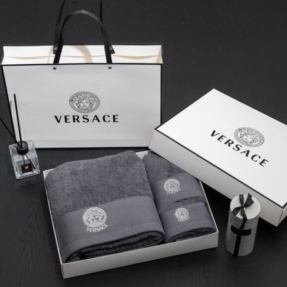 Versaceヴェルサーチ　タオルセット　バスタオル3枚セット　デイリータオル　パレオ/湯上がりタオル　お風呂グッズ家庭用　吸水性　5色 - 画像 2