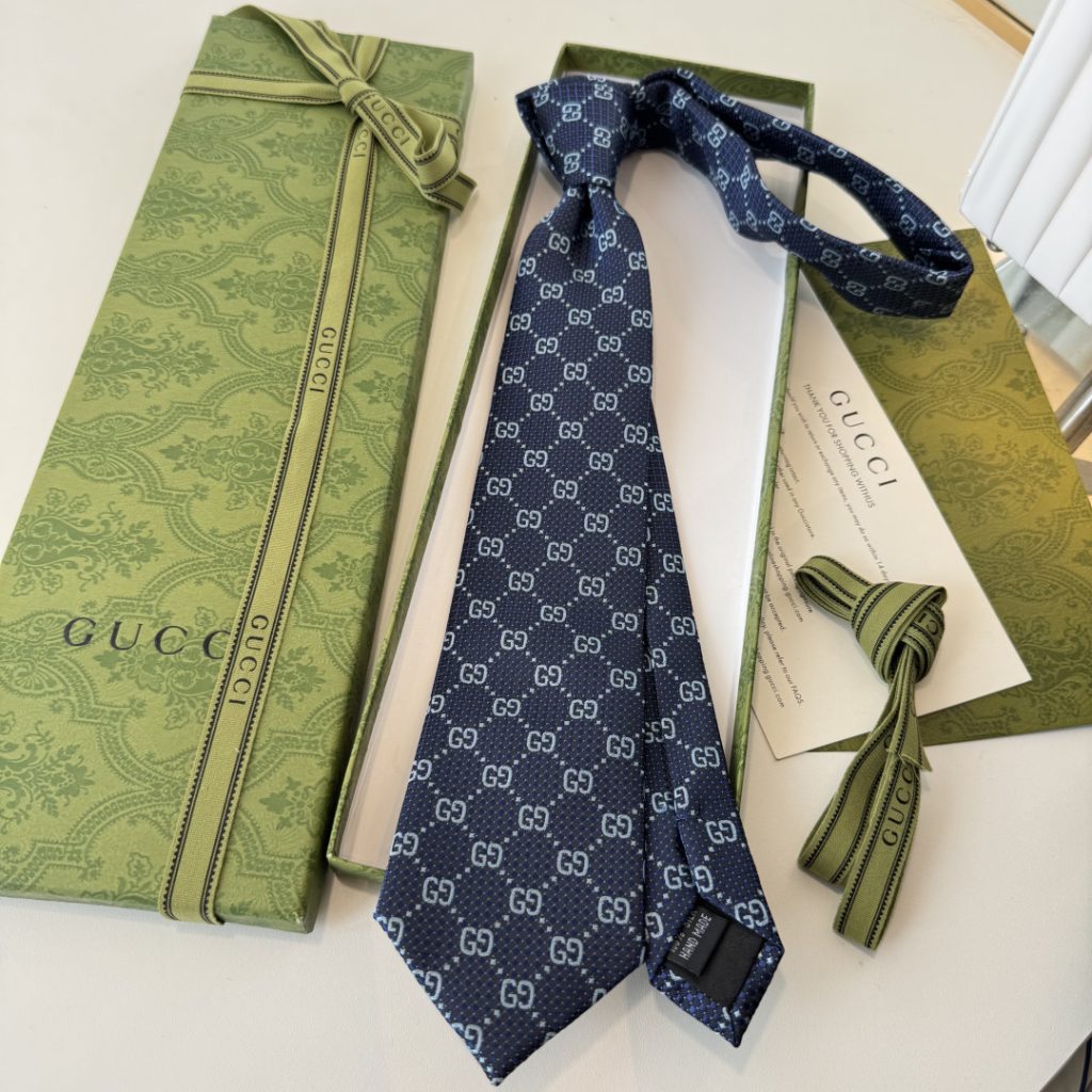 GUCCIグッチGG柄 ネクタイ ハイブランド調 結婚式 パーティ プレゼント 高級シルク調 光沢 ネイビー - 画像 3