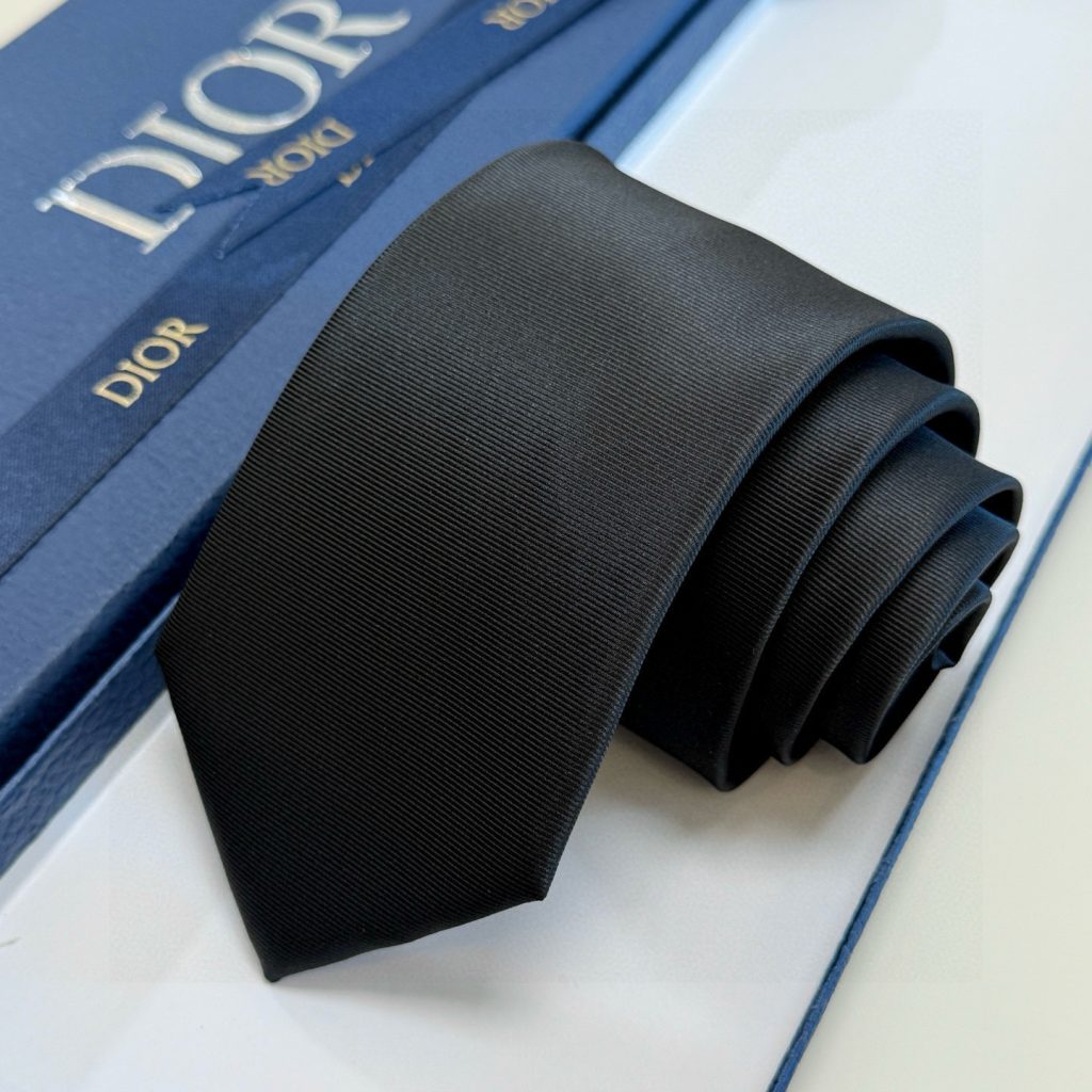 Dior風 ネクタイ ファッション プレゼント ホスト 衣装 高級シルク調 光沢 ネイビー - 画像 6