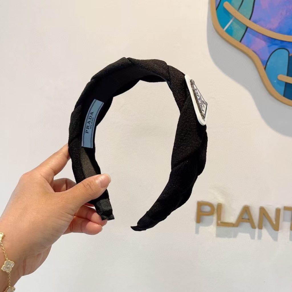 PRADA プラダ ヘアバンド ブラック プラダ風 ファッション ブランド オーバーサイズ 38字 - 画像 2