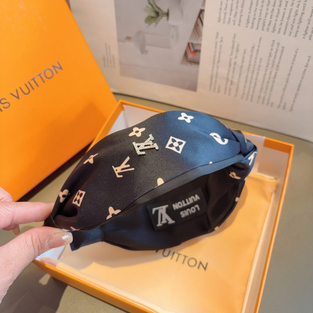 LOUIS VUITTON ルイヴィトン ヘアバンド 本革 通勤 ブラック - 画像 7