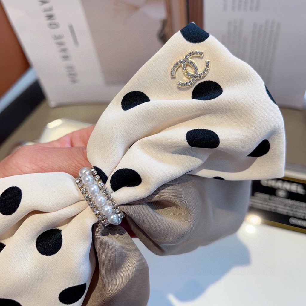 CHANEL シャネル ボリュームヘアクリップ ボールドポルカドット パール ブラック ホワイト グレー 全3色 - 画像 6