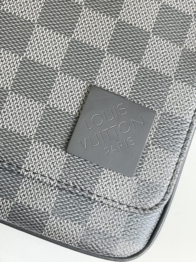 ルイ･ヴィトン　Louis Vuitton　ショルダーバッグ　メンズ　ディストリクトPM NV3　ダミエ・グラフィット　ブラック - 画像 6