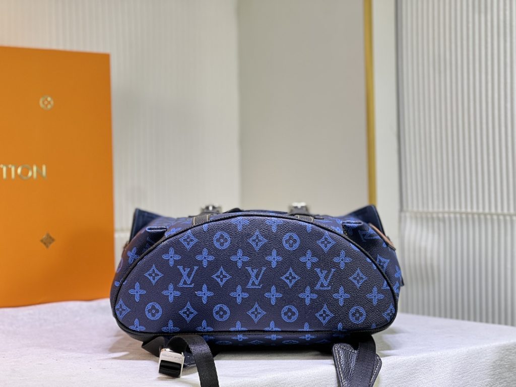 新品　ルイヴィトン　LOUIS VUITTON　クリストファー MM　リュックサック　バックパック　フォールコレクション　メンズバッグ - 画像 6