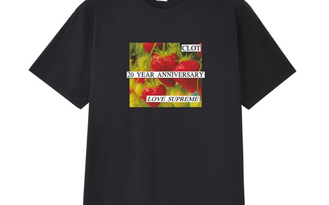 街歩きで使いやすいブランドアイテムのTシャツを写真で確認