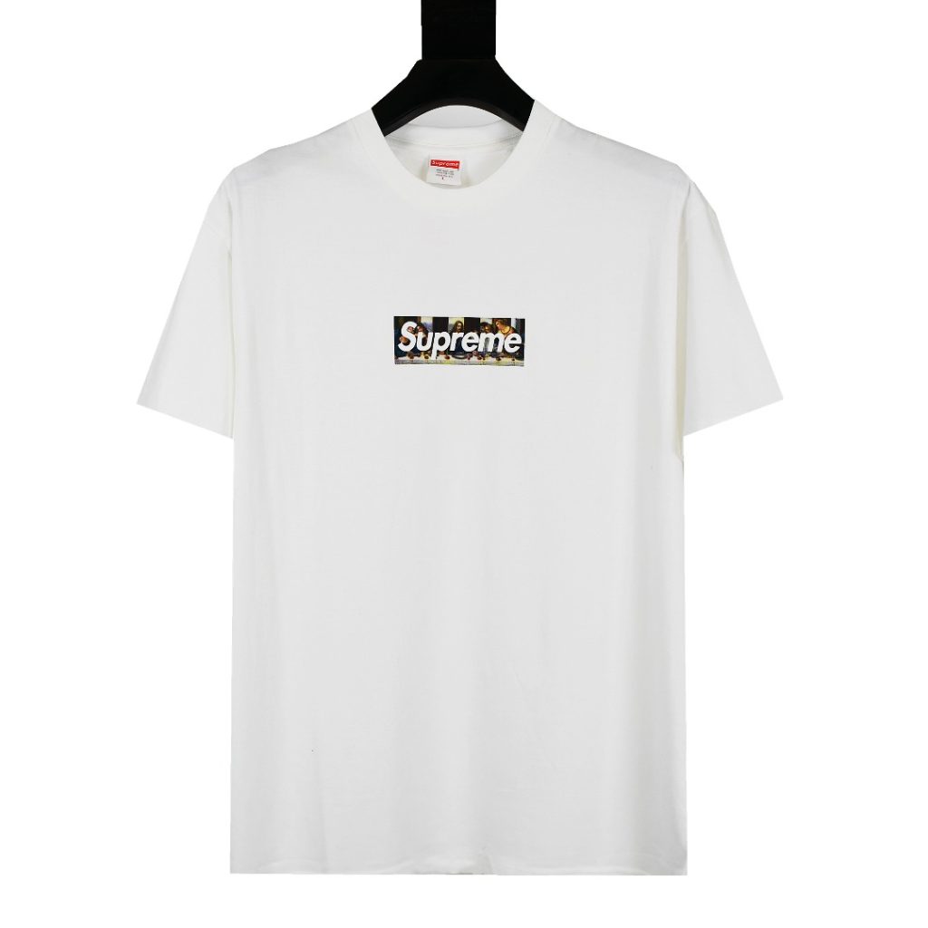 Supreme スュプリーム ミラノボックスロゴTシャツ 本革 ブラック|旅行に使いやすいファッションアイテムを写真で確認