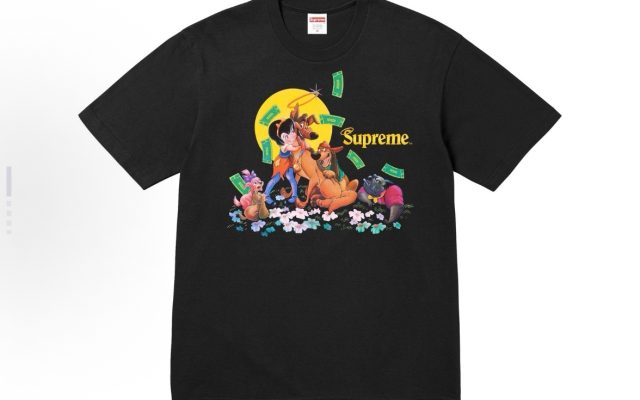 ブラックが映えるTシャツは日常で使いやすいか