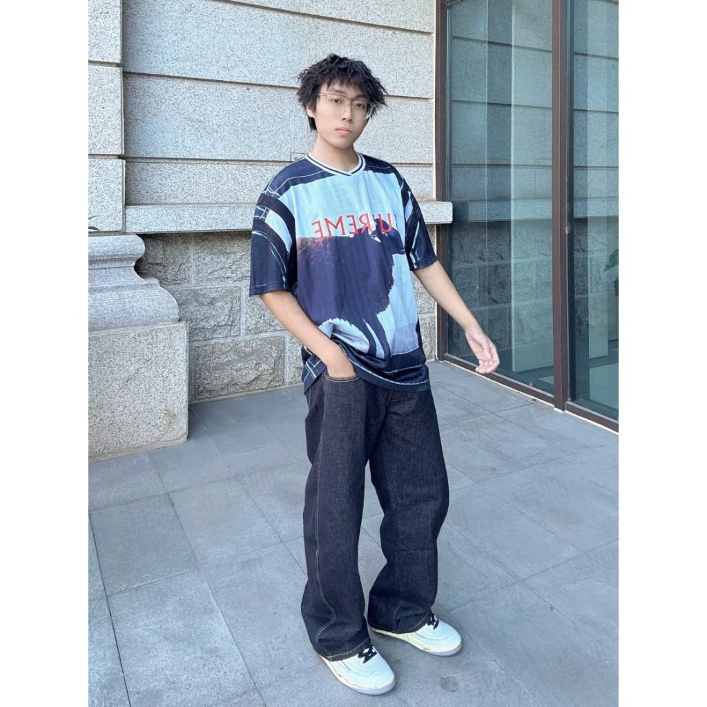 SUPREME スーパーイズム バイキングTシャツ オーバーサイズ ブラック 全3色|季節の変わり目で使いやすいファッションアイテムを写真…