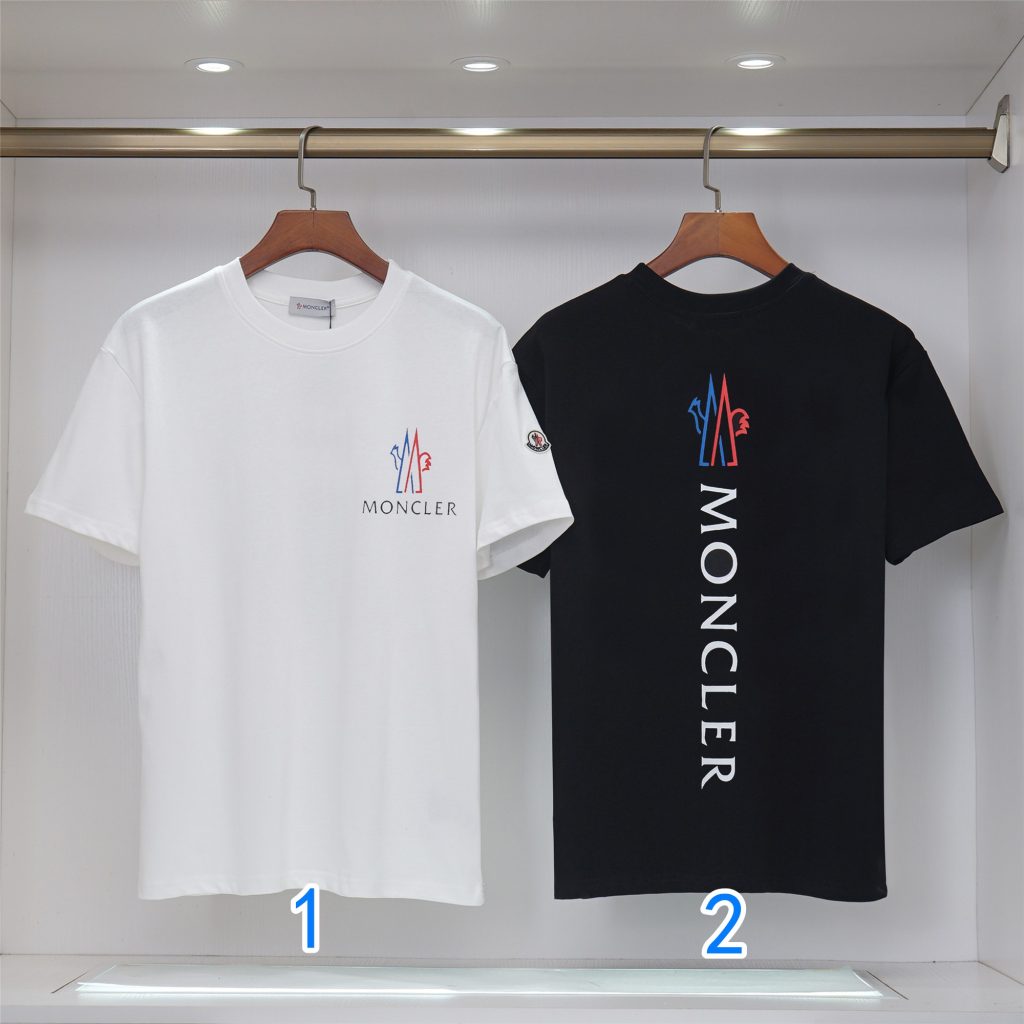 物価高でも選びやすい半袖シャツ：MONCLERを自然に取り入れる