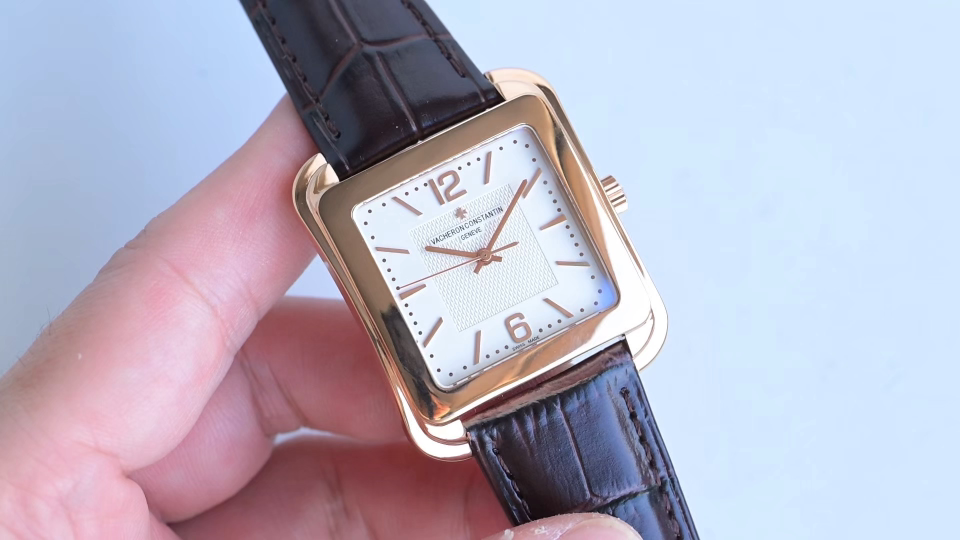 VACHERON CONSTANTIN ヴァシュロンコンスタンタン 机械腕時計|仕事で失敗しにくい選び方