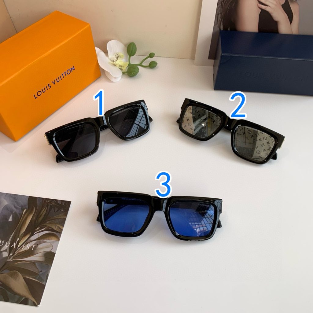 LOUIS VUITTON ルイヴィトン メガネ フレーム 太陽メガネ ブラック トレンディ…|ランチに使いやすい財布・小物を写真で確認