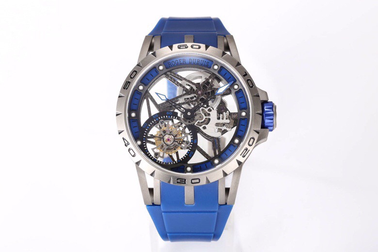 ROGER DUBUIS ロジェデュビュー 腕時計 メンズ トゥールビヨン 本革｜通勤の日に使いやすさを写真で整理