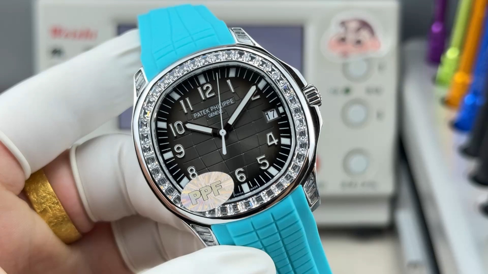 PATEK PHILIPPE パテックフィリップ メンズ 腕時計 自動巻き 324一体機芯…｜会食に使いやすい腕時計を写真で確認