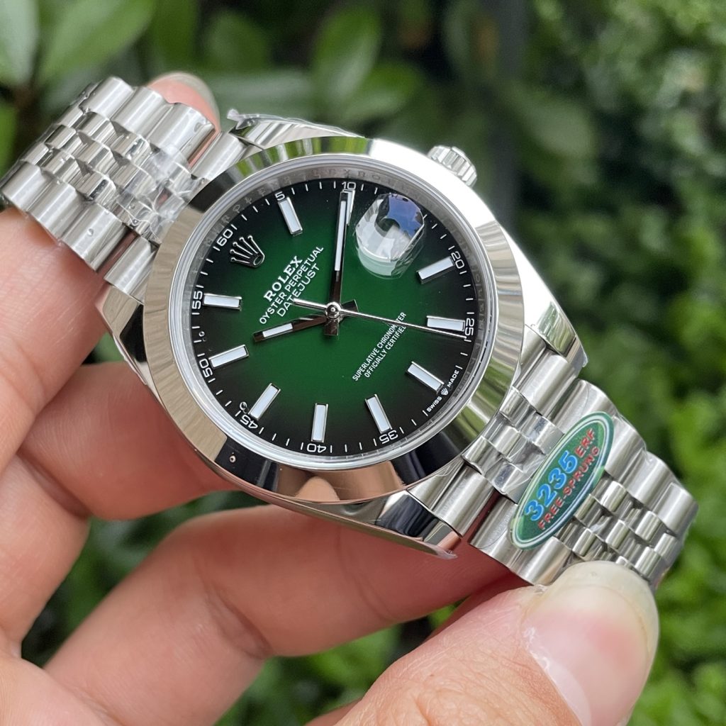 ROLEX ロレックス 日本製自動巻き 時計 メンズ 41mm 腕時計｜会食の日に写真で選び方を確認