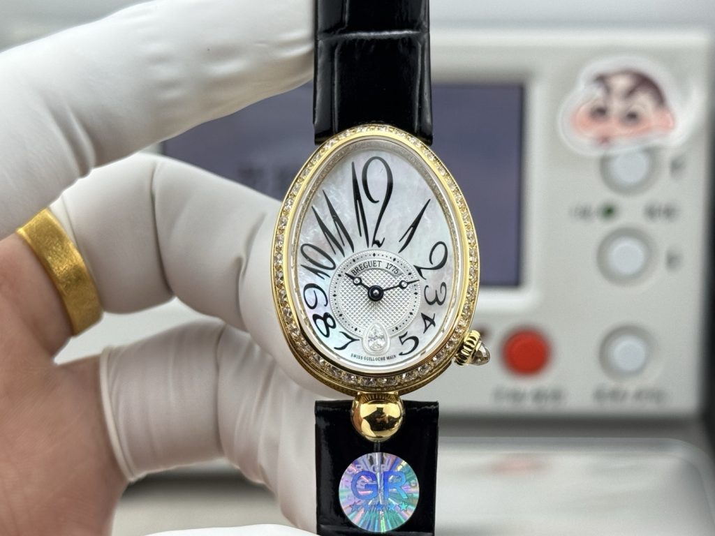 GR グループ 腕時計 レディース オーバル型 ムーブメント 本革 ブラック|ギフトに使いやすい腕時計を写真で確認