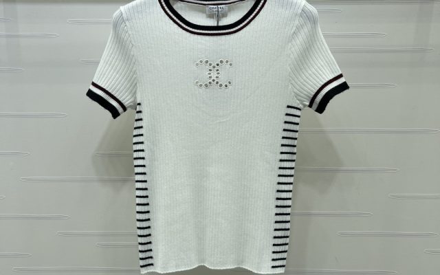 街歩き用に検討したい服装：写真と商品リンク付き