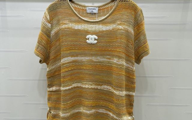 街歩き目線で見るCHANELのTシャツの印象