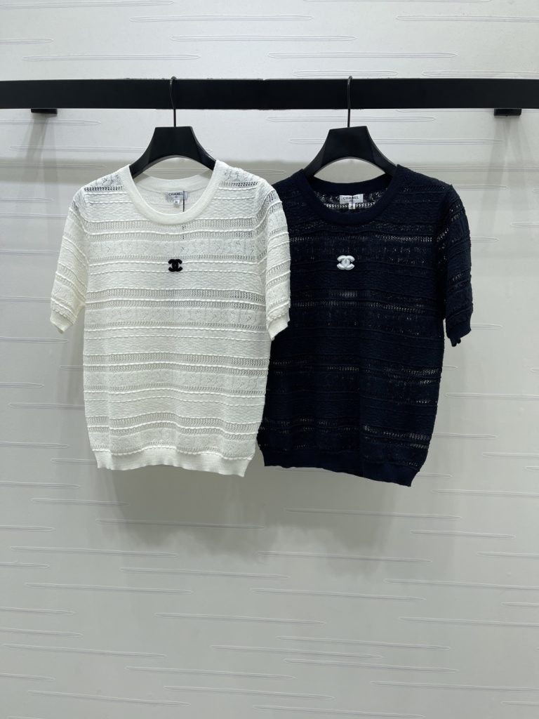 CHANELのTシャツを予算内で探す前に見るブラックのポイント
