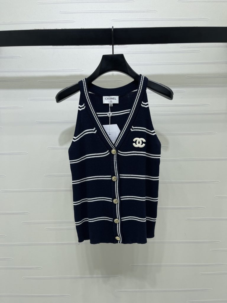 CHANEL シャネル ニット ウィメンズ Vネック 条纹 ボディコン ブランド小物|季節の変わり目に予算内で見たいポイント