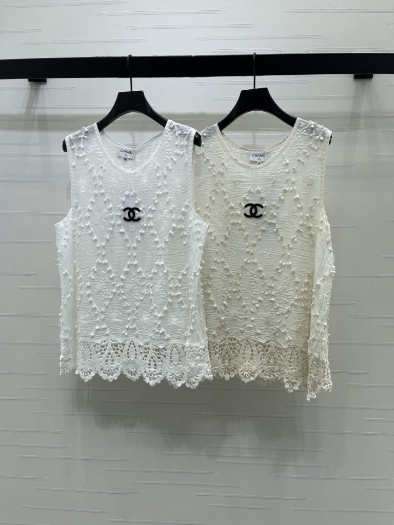 CHANEL シャネル ニット レディース レース バックレス サイドスリット 胸元ロゴ ホ…|カフェに使いやすいファッションアイテムを写…
